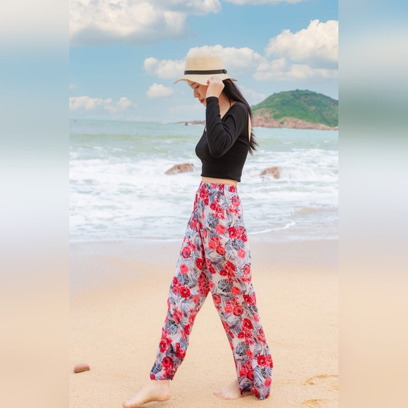 Rosey Red, Linen Thai style women's boho pants! - Picture 5 of 7